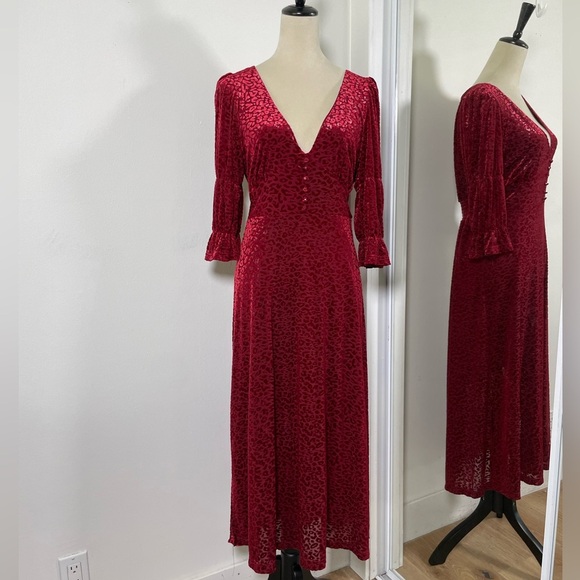 Sold out - Picture 7 of 10